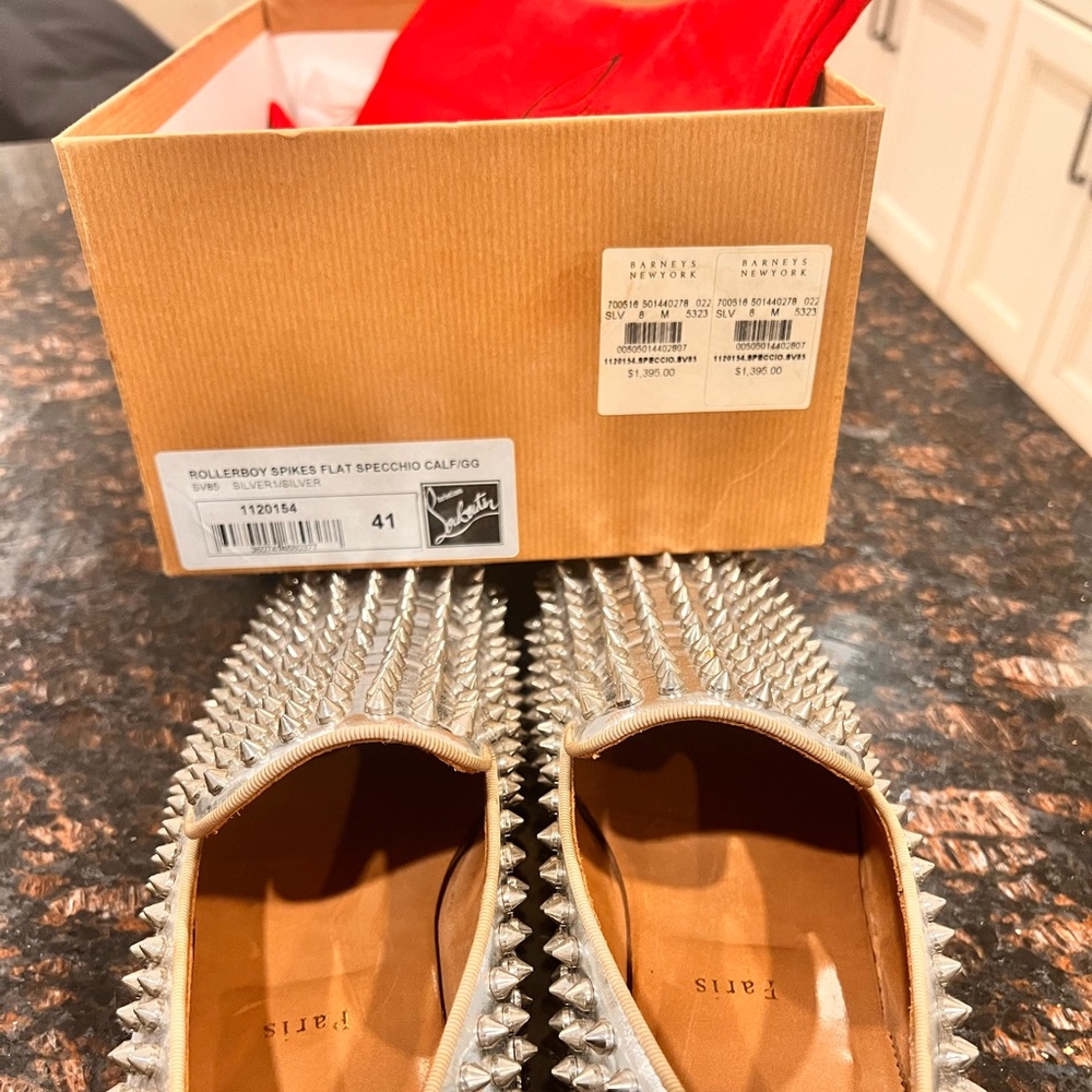 Christian Louboutin ROLLERBOY SPIKES FLAT SPECCHIO CALF/GG silver size 41